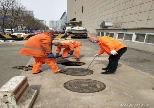 南京污水管疏通怎么收费（南京疏通排污管道）